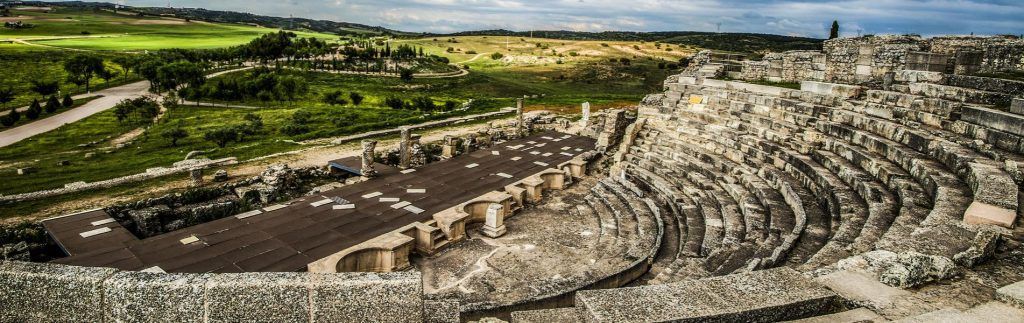 Parque arqueológico de Segóbriga - Casas de Luján es el lugar perfecto para unas vacaciones de verano inolvidables